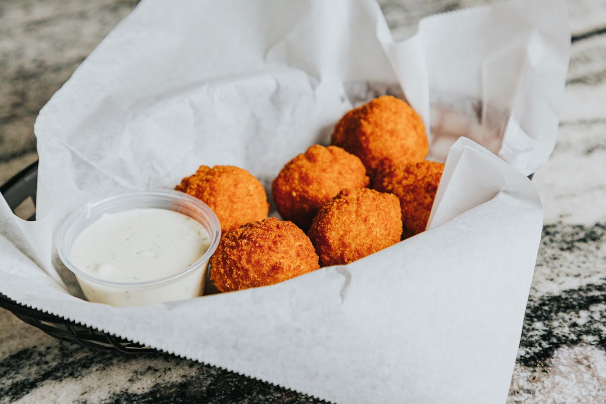 Nuggets and dip